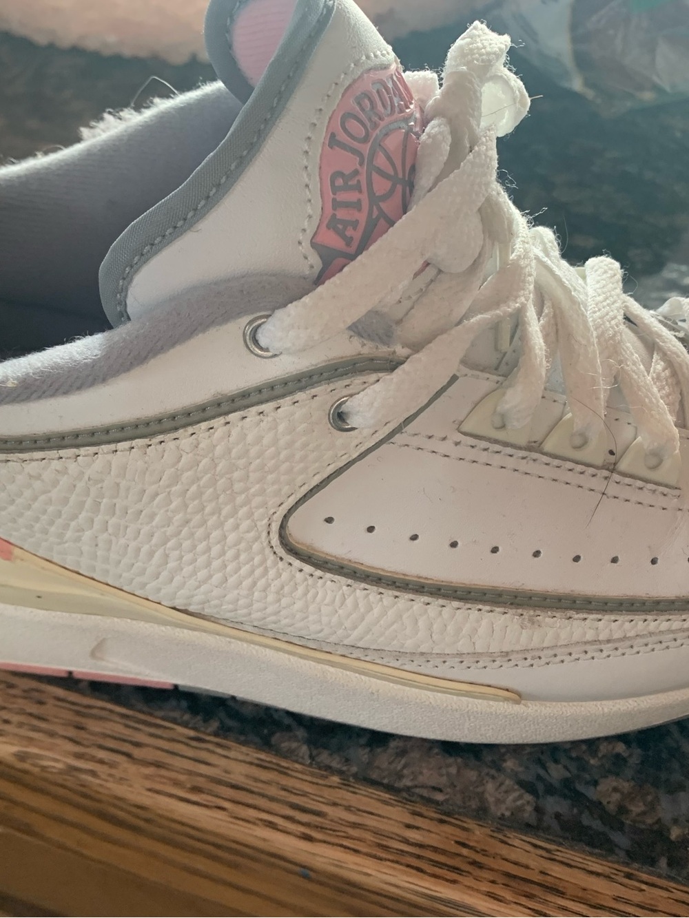 Jordan Women's White & Pink Low-Top Sneaker size 9.5